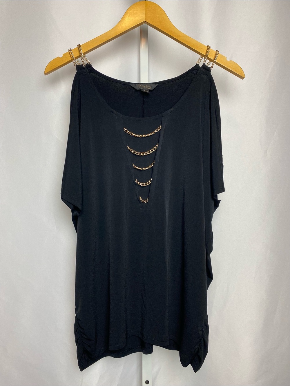 Thalia Sodi Women’s Black Short Sleeve Cold Shoulder Gold Chain Detail Blouse L